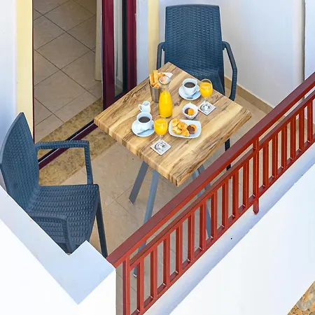 Laza Hotel Skála